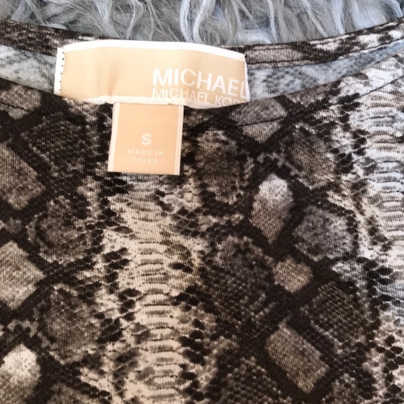 Michael Kors Python Print Cold Shoulder Top-Unique - Picture 5 of 6